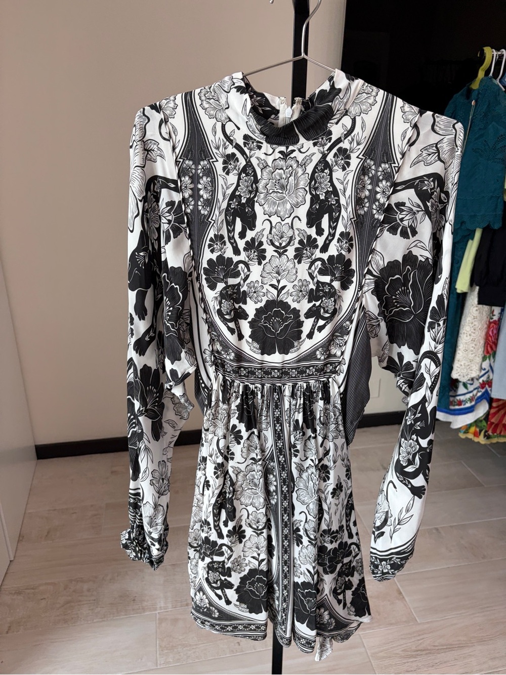 Farm Rio: High-Neck Long-Sleeve
Mini Dress - Picture 4 of 11